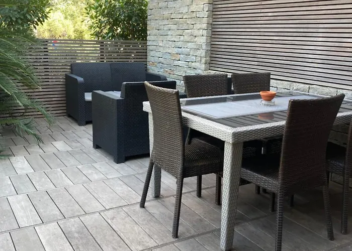 Дом отдыха Maison Vue A 5 Minutes A Pied De La Vieille De Vecchio